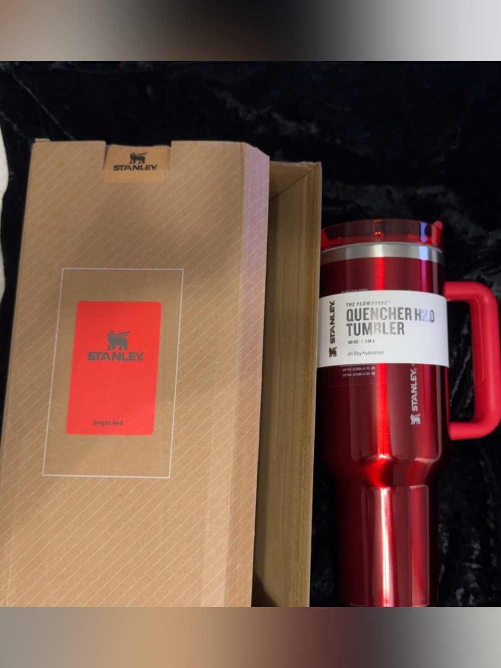 Stanley Red Quencher Tumbler with Handle
